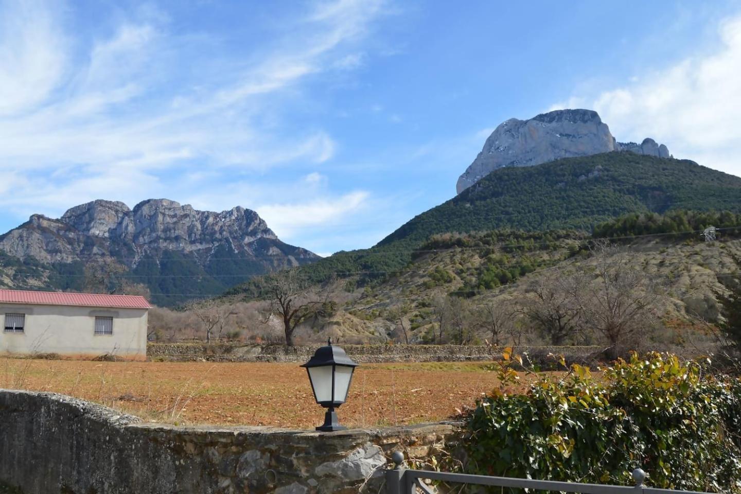 La Vinaza Ordesa Ainsa Casa Rural Laspuna Exterior photo